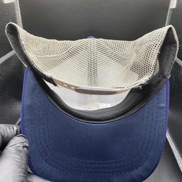 Hat - Picture 2 of 4